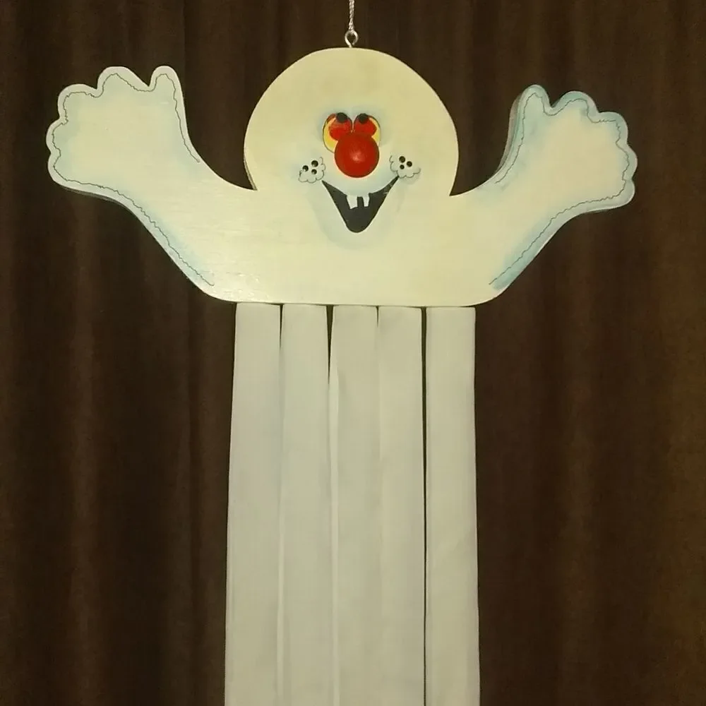 N/A wooden ghost